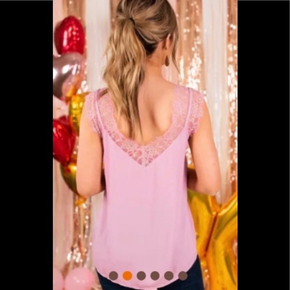 PINK V-NECK BLUSH LACE TANK - Picture 2 of 4